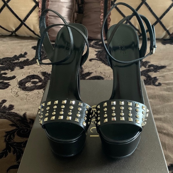Gucci Shoes heels Black studs ankle strap Authentic  New $775 - Picture 3 of 7